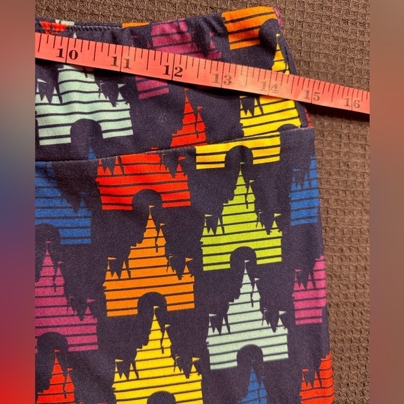 Disney Magic Kingdom Logo Leggings Size Medium - Picture 4 of 7